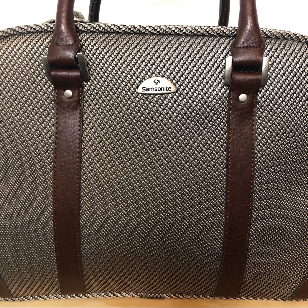 Samsonite Corporation Perfect Carry-On Luggage - Picture 2 of 10
